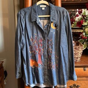 Coldwater Creek Blue Denim Button Down Shirt with Embroidered Design XL